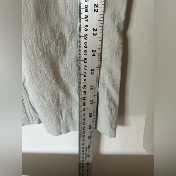 Athleta TREKKIE HIGH RISE PARACHUTE PANT Size 2 Celadon Tint - Picture 4 of 6